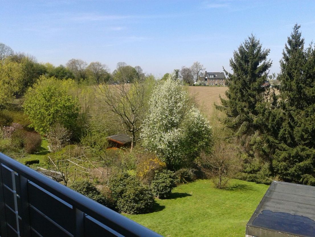Stiepel: F R E U N D L I C H HELL … und alles fussläufig!